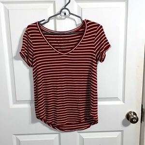 Soft & sexy Maroon T-shirt size XS